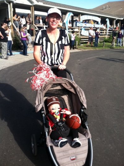 Jamie was reffing and cheeering for baby Aaron!